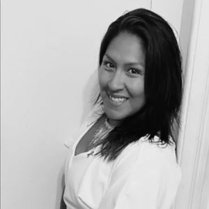 Meet your Posher, Marcela